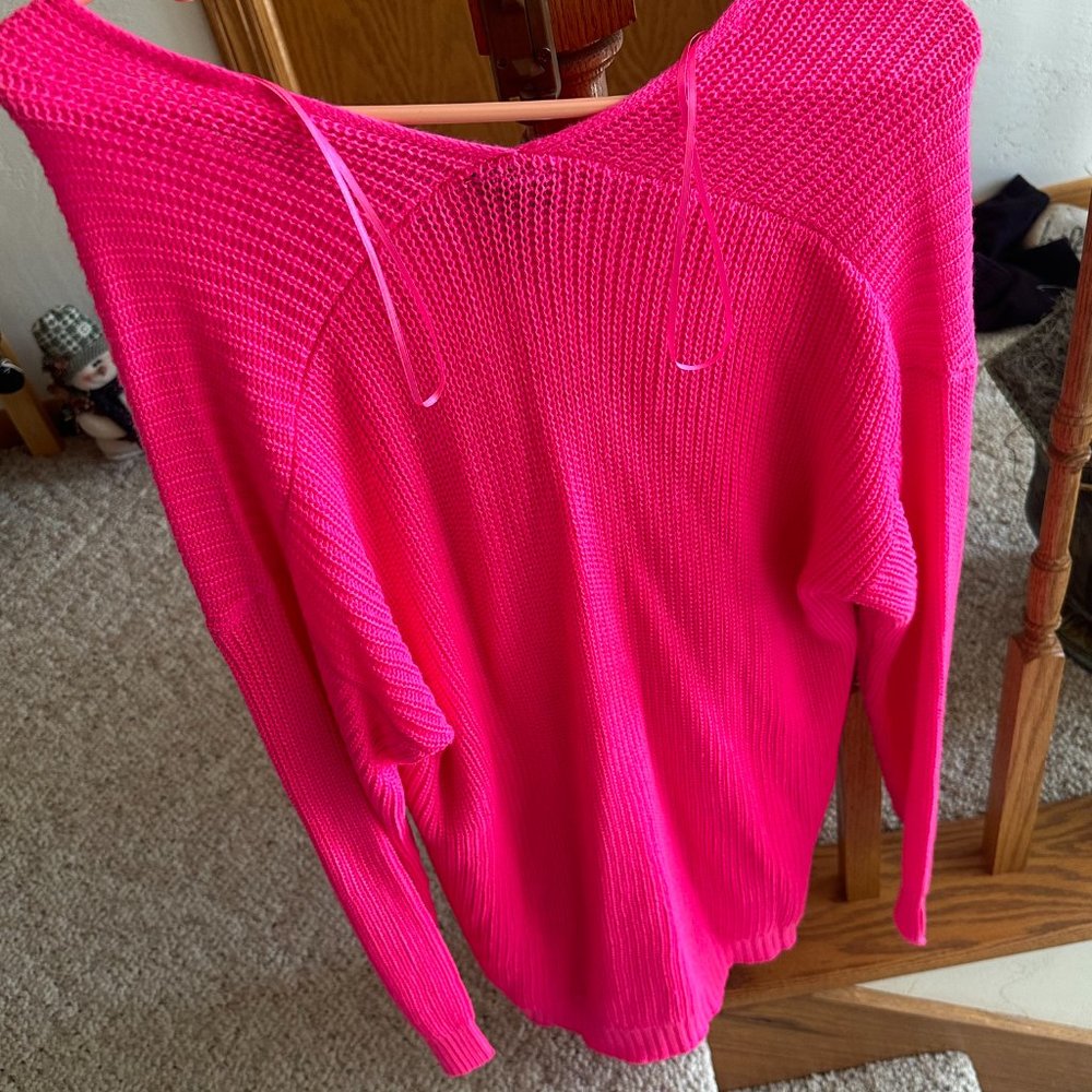 Pink Sweater - Picture 4 of 5
